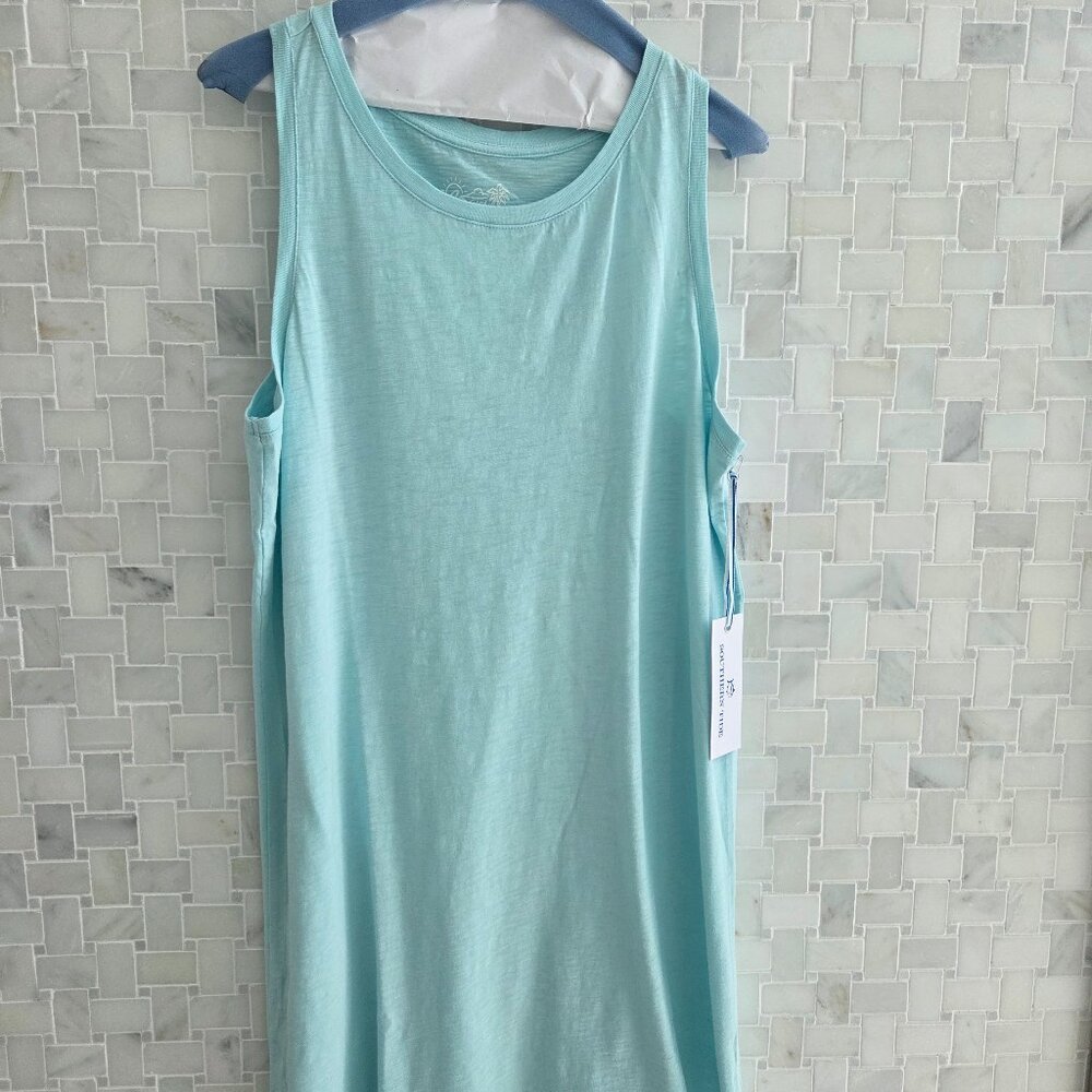 Vineyard Vine casual dress
